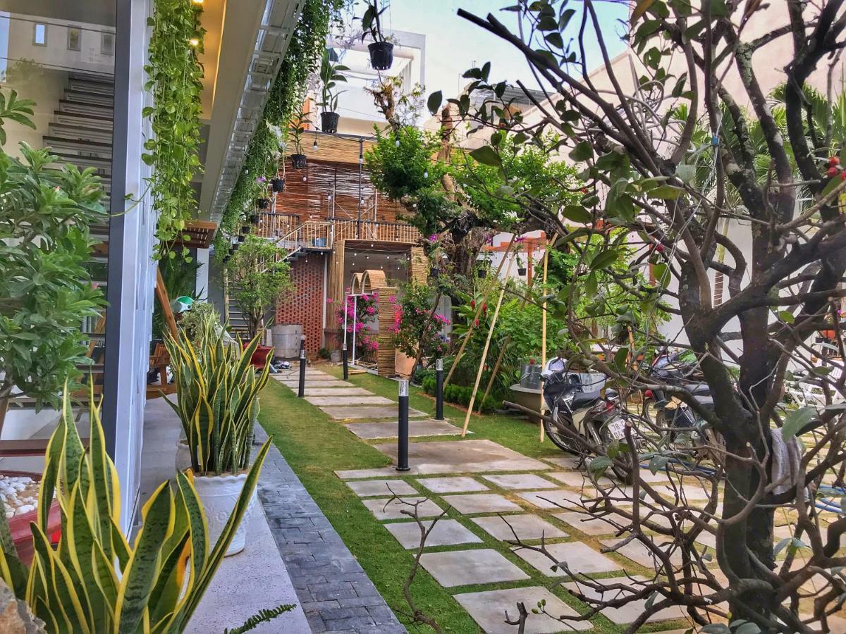 Daisy House Hotel Tuy Hoa Exterior photo